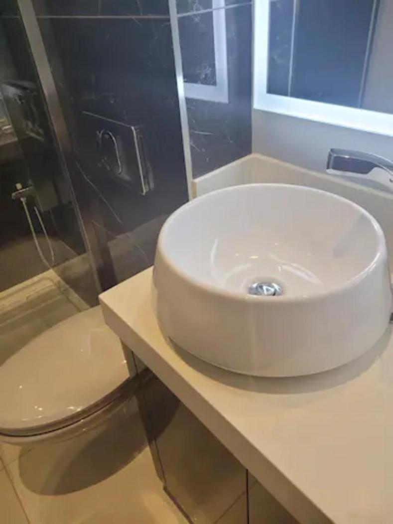 דירות Toronto Modern House מראה חיצוני תמונה