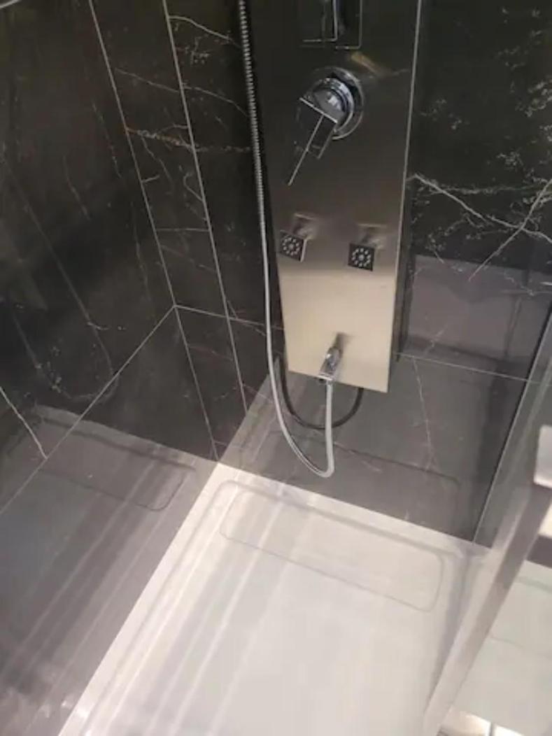 דירות Toronto Modern House מראה חיצוני תמונה